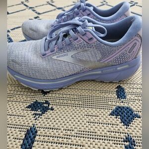 Brooks Ghost 13